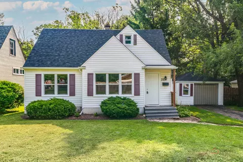 327 Grandview Dr, Round Lake Park, IL 60073