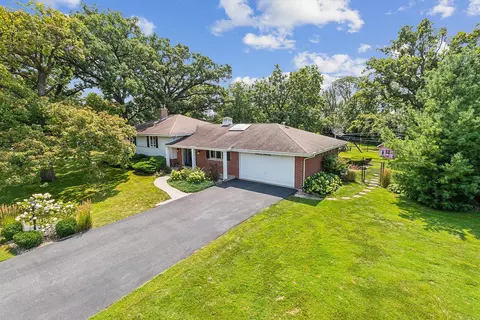 4135 Timberlane Dr, Northbrook, IL 60062