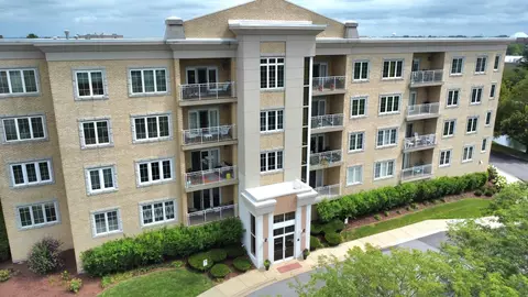 9730 Koch Ct #3C, Orland Park, IL 60467