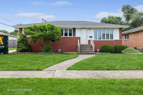 6521 106th Pl, Chicago Ridge, IL 60415
