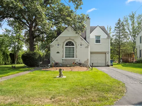 72 Radnor Ln, Crete, IL 60417