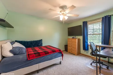 660 Regal Ln, Algonquin, IL 60102 photo 10