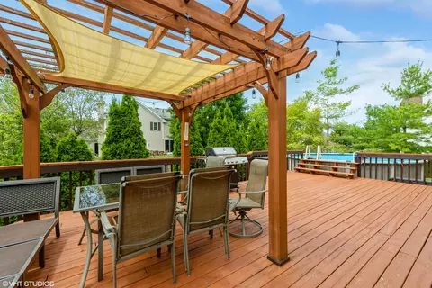 660 Regal Ln, Algonquin, IL 60102 photo 17