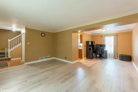 660 Regal Ln, Algonquin, IL 60102 photo 7