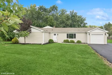 500 W Helen Rd, Palatine, IL 60067