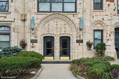 3920 N Lake Shore Dr #9S, Chicago, IL 60613
