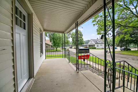 210 N 9th Ave, Kankakee, IL 60901 photo 4