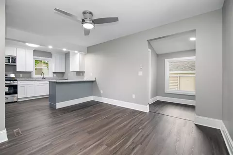 210 N 9th Ave, Kankakee, IL 60901 photo 5