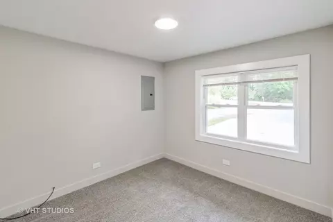 Bedroom - 54 Deerpath Rd, Deer Park, IL 60010 photo 1 of 3