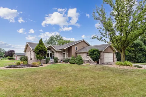 19948 Catherine Ln, Mokena, IL 60448