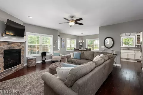 15754 Cove Cir, Plainfield, IL 60544 photo 5