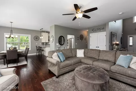 15754 Cove Cir, Plainfield, IL 60544 photo 9