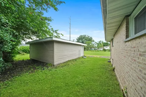 16112 Marshfield Ave, Markham, IL 60428 photo 39