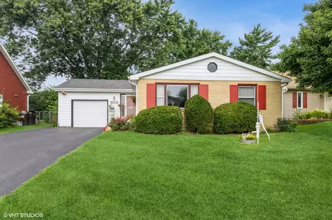 5615 Oak Park Rd, Oakwood Hills, IL 60013
