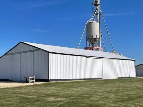 11317 Getty Rd, Marengo, IL 60152 photo 8