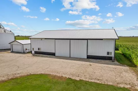 11317 Getty Rd, Marengo, IL 60152 photo 7