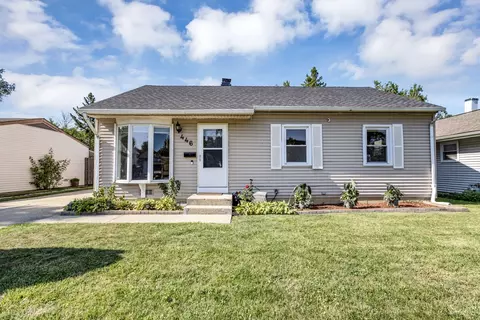 446 Norton Ave, Glendale Heights, IL 60139