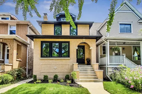 1002 Clarence Ave, Oak Park, IL 60304