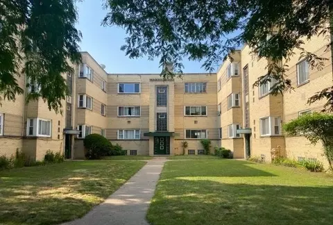 2043 E 72nd St #3W, Chicago, IL 60649