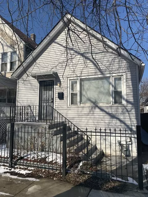 330 E 117th St, Chicago, IL 60628 photo 1