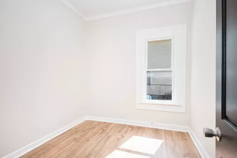Bedroom - 836 Superior St, Aurora, IL 60505 photo 1 of 3