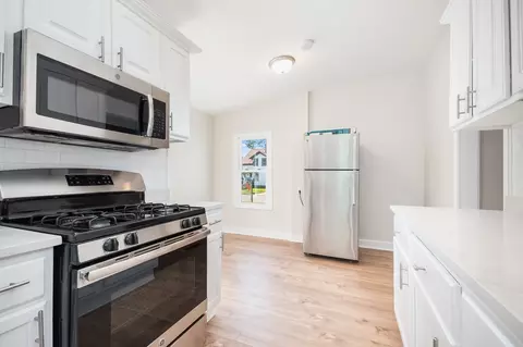 Kitchen - 836 Superior St, Aurora, IL 60505 photo 1 of 1