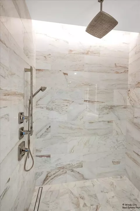 363 E Wacker Dr #6601, Chicago, IL 60601 photo 21
