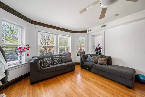 Living - 6431 N Artesian Ave, Chicago, IL 60645 photo 1 of 2