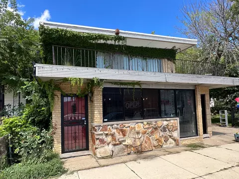 2650 E 83rd St, Chicago, IL 60617