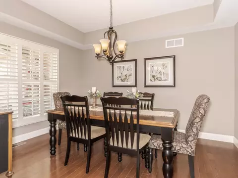 501 Spring Ridge Dr, Bloomington, IL 61704 photo 9