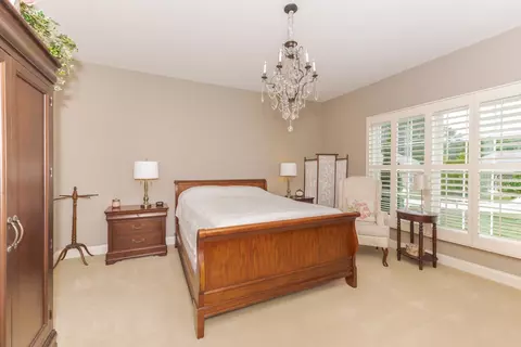 501 Spring Ridge Dr, Bloomington, IL 61704 photo 32