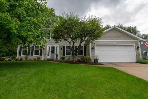 1141 Furlong Dr, Libertyville, IL 60048