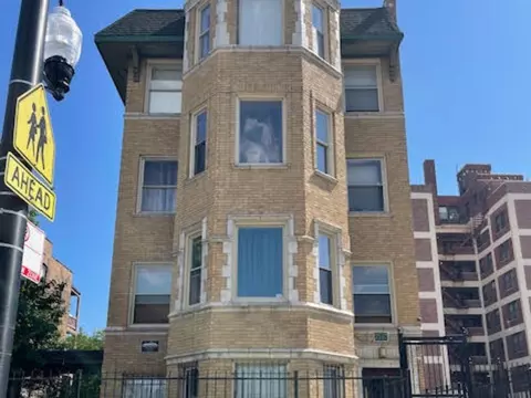 7555 S South Shore Dr #1B, Chicago, IL 60649
