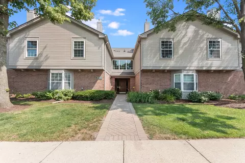 1741 Eastwood Ct #5, Schaumburg, IL 60195