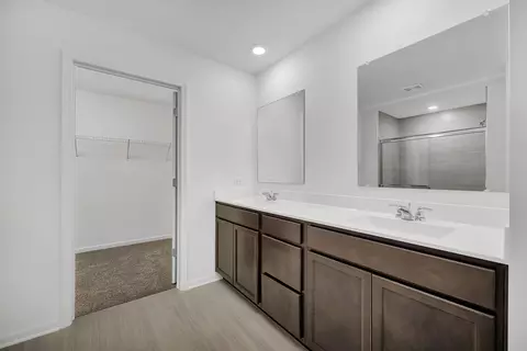 3653 Ancient Oak Dr, Elgin, IL 60124 photo 16