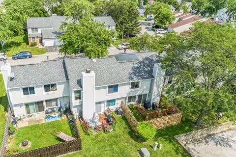 1982 Georgetown Ln, Hoffman Estates, IL 60195 photo 8