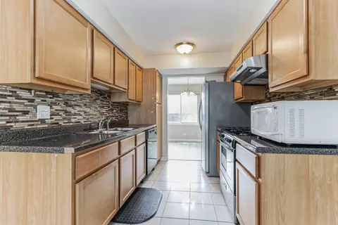 1982 Georgetown Ln, Hoffman Estates, IL 60195 photo 17