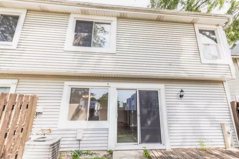 1982 Georgetown Ln, Hoffman Estates, IL 60195 photo 5