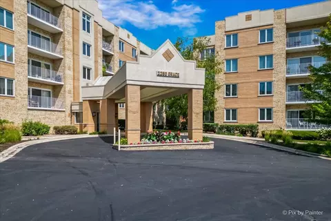 2250 S Grace St #207, Lombard, IL 60148