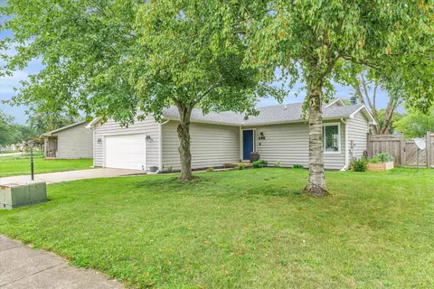 606 Compton Ave, Champaign, IL 61822