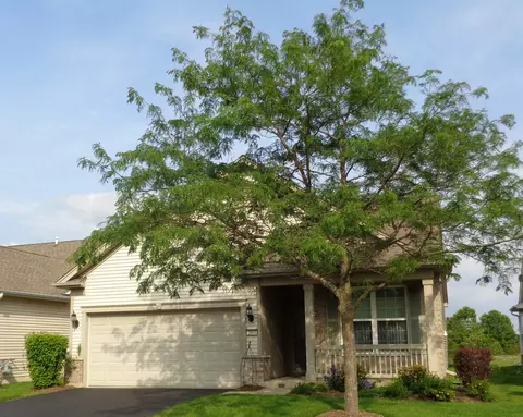 2809 Edgewater Dr, Elgin, IL 60124