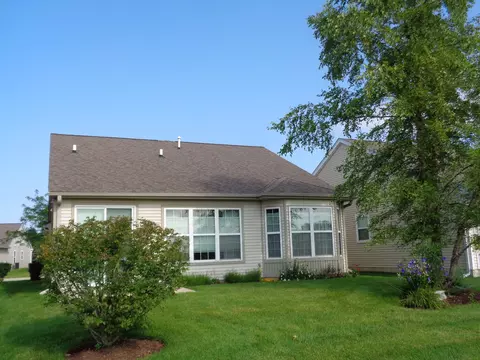 2809 Edgewater Dr, Elgin, IL 60124 photo 3