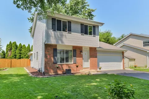 3136 Quincy Ln, Aurora, IL 60504