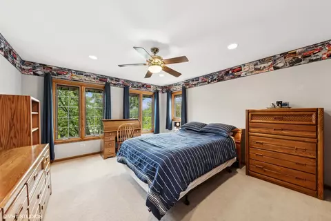 Bedroom - 116 Riverside Dr, Deerfield, IL 60015 photo 4 of 5