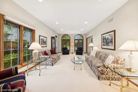 Living - 116 Riverside Dr, Deerfield, IL 60015 photo 1 of 5
