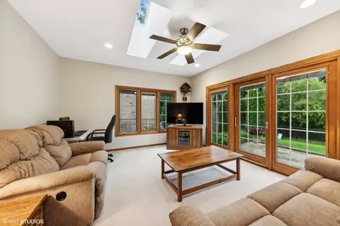 Other - 116 Riverside Dr, Deerfield, IL 60015 photo 3 of 19