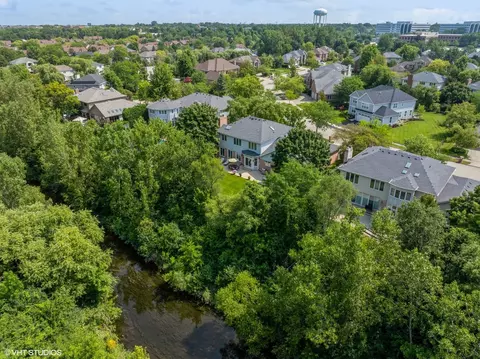 View/Area - 116 Riverside Dr, Deerfield, IL 60015 photo 2 of 5