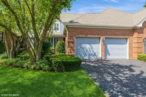 2118 Trowbridge Ct, Glenview, IL 60026
