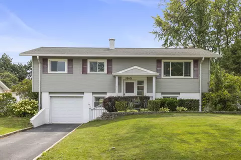 2 S601 Lloyd Ave, Lombard, IL 60148