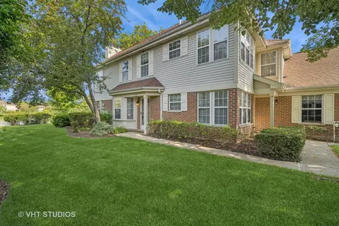 1147 Russellwood Ct, Buffalo Grove, IL 60089